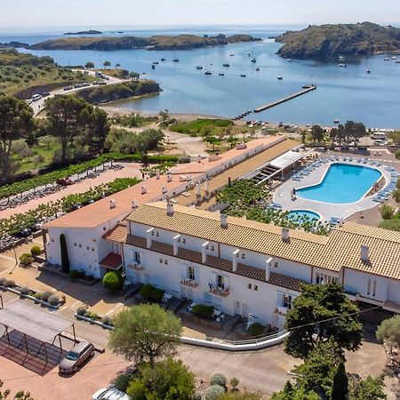 Hotel Calina Cadaques Bagian luar foto