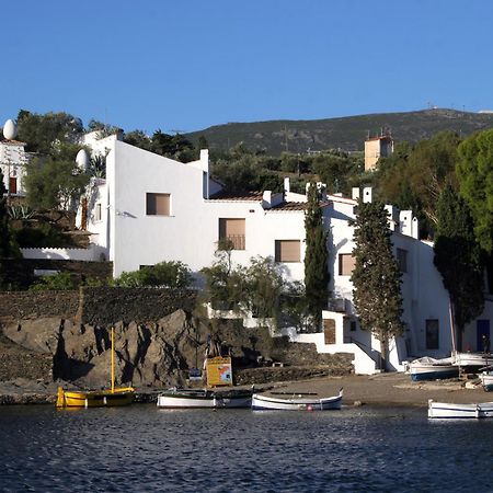 Hotel Calina Cadaques Bagian luar foto