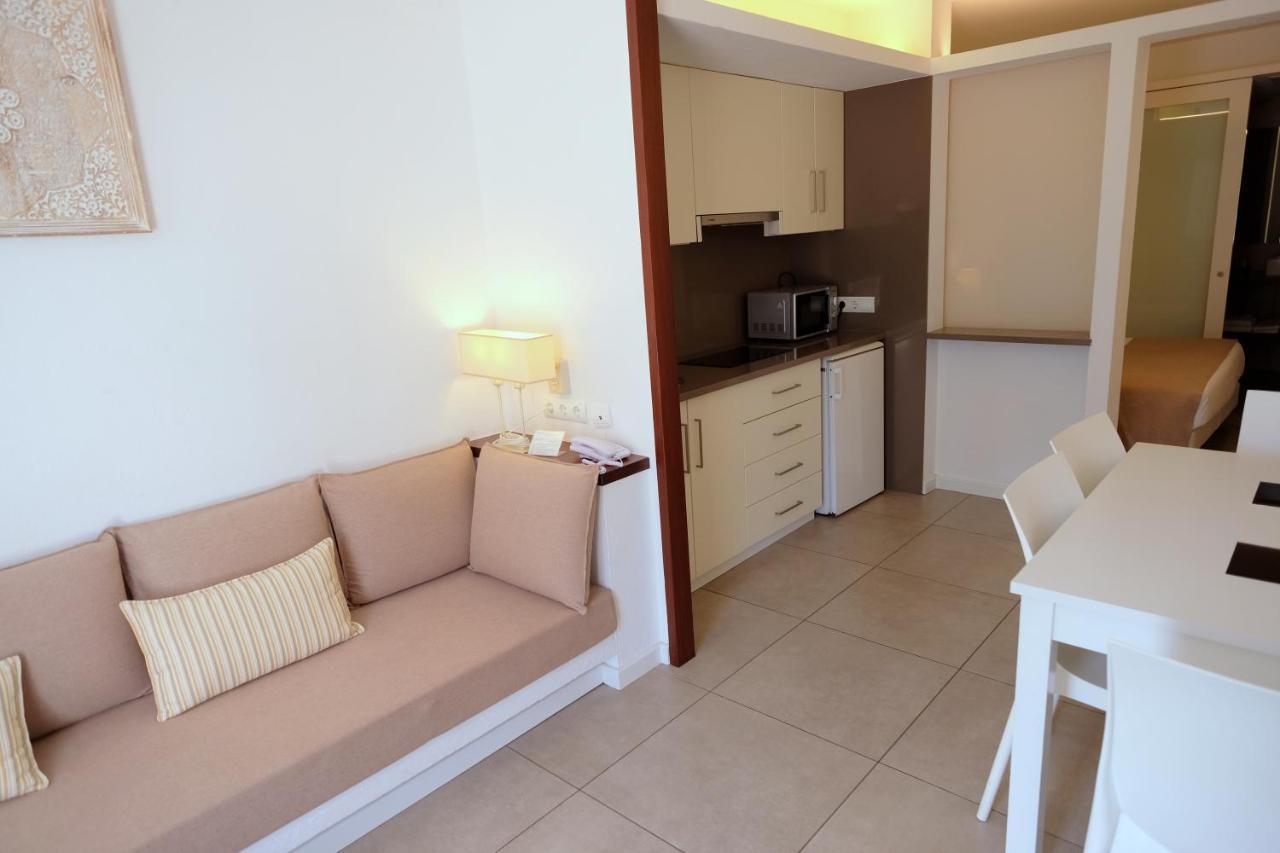 Hotel Calina Cadaques Bagian luar foto