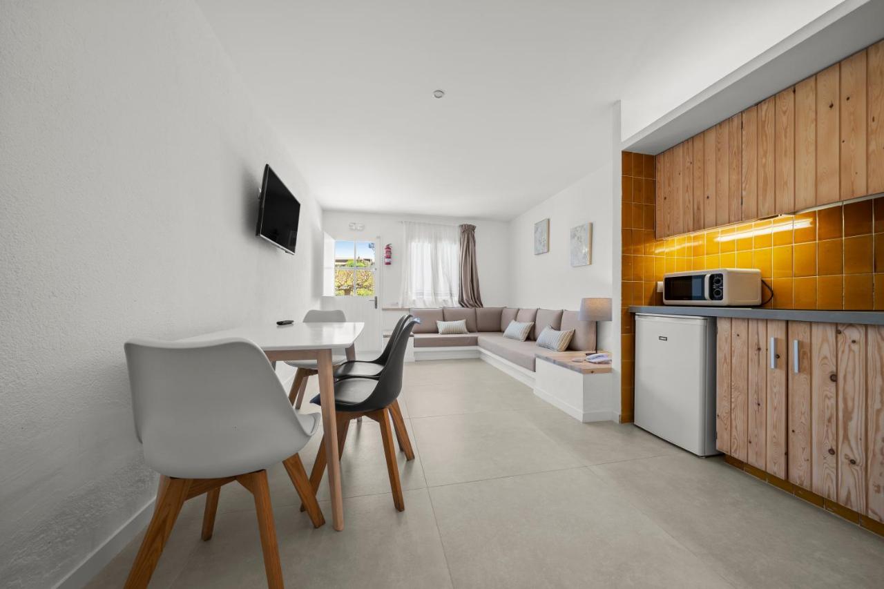 Hotel Calina Cadaques Bagian luar foto