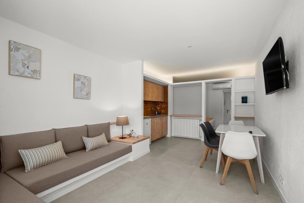 Hotel Calina Cadaques Bagian luar foto