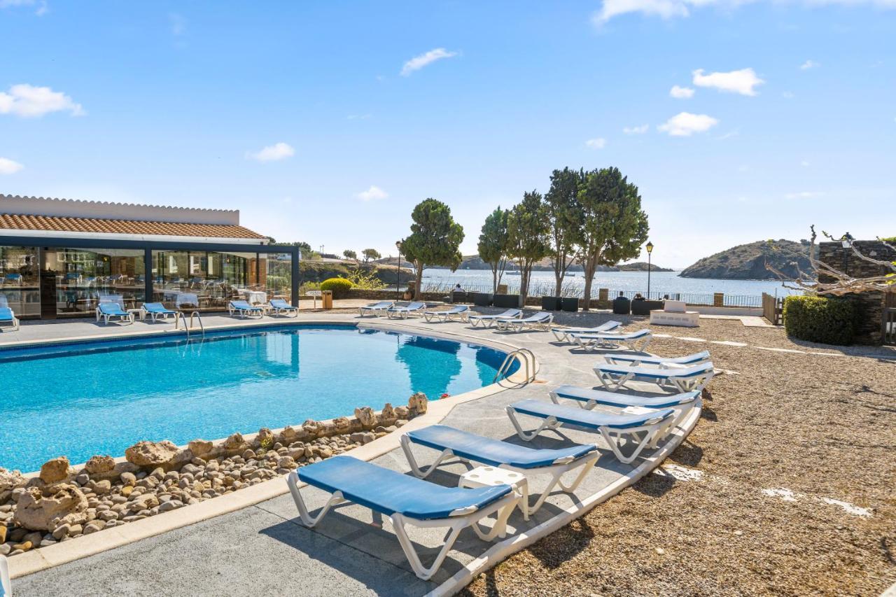 Hotel Calina Cadaques Bagian luar foto