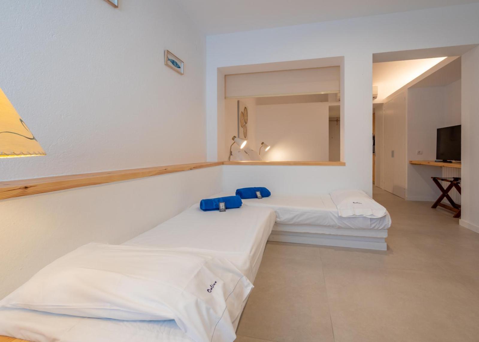 Hotel Calina Cadaques Bagian luar foto