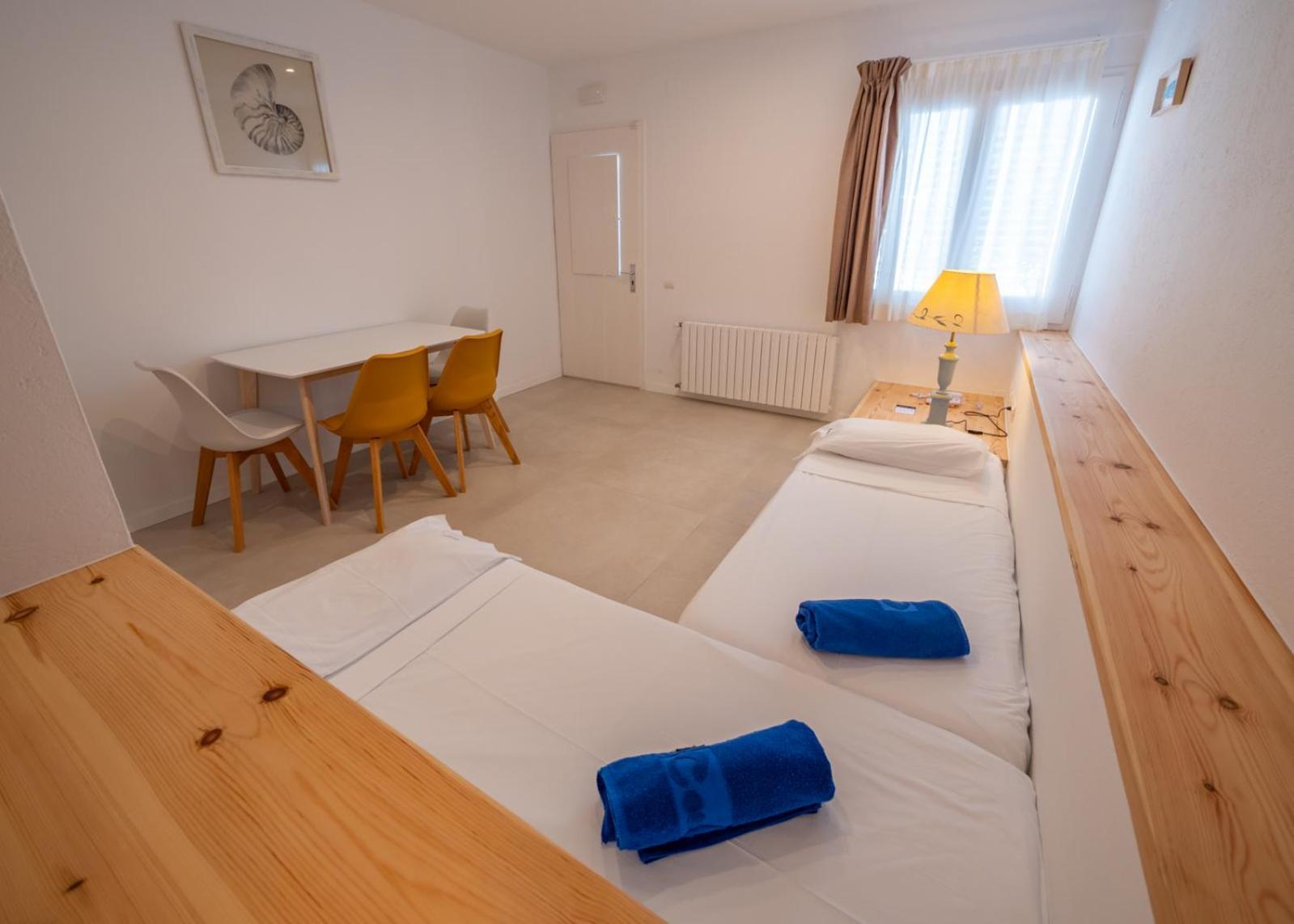 Hotel Calina Cadaques Bagian luar foto