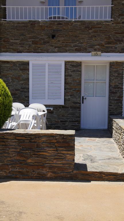 Hotel Calina Cadaques Bagian luar foto