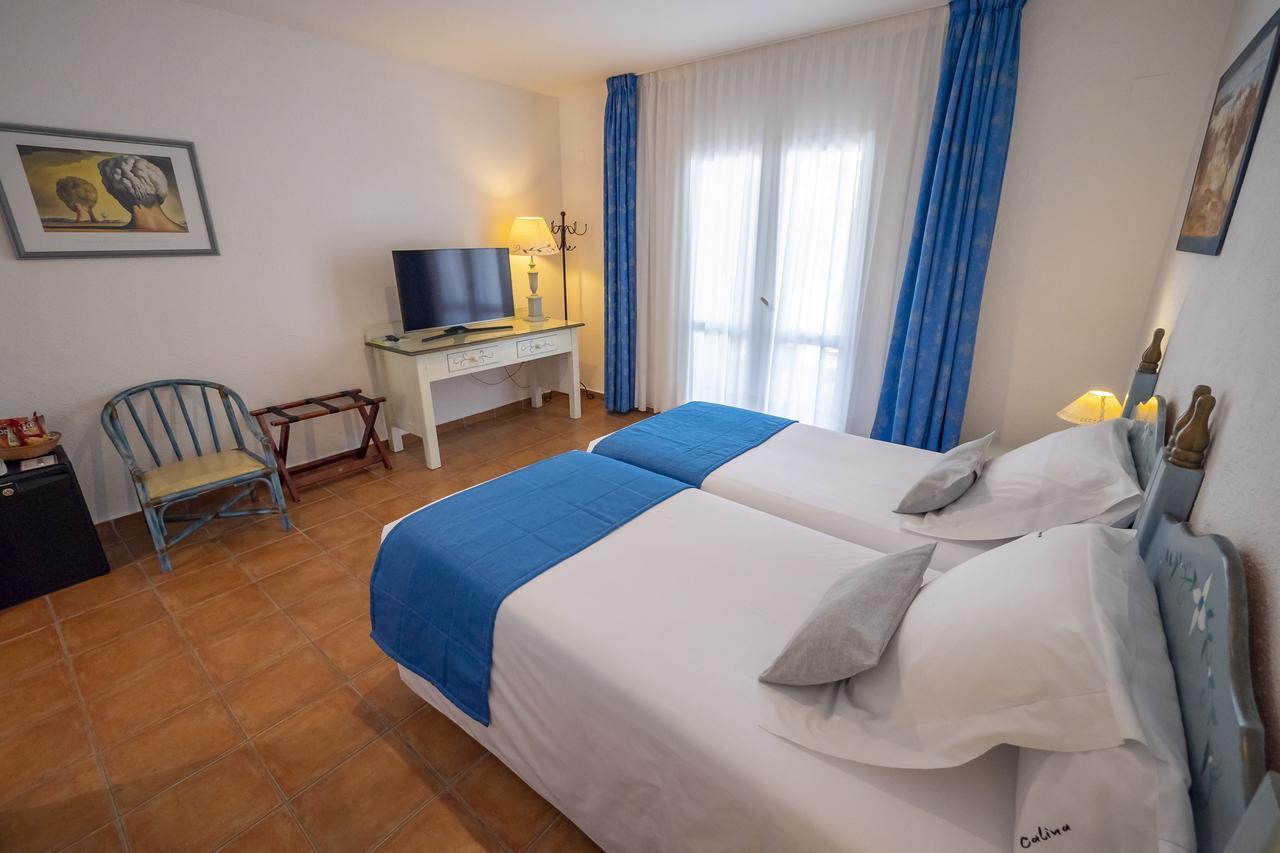 Hotel Calina Cadaques Bagian luar foto