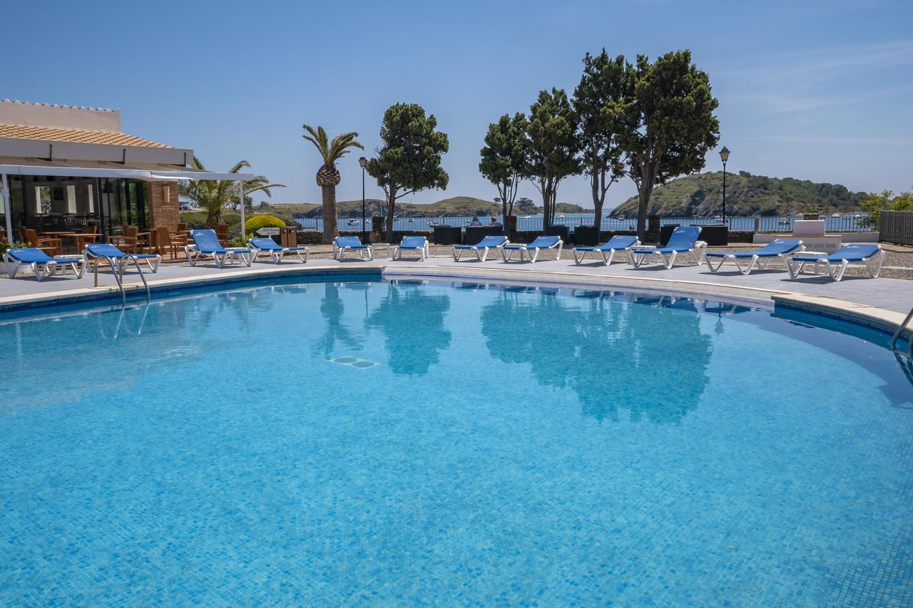 Hotel Calina Cadaques Bagian luar foto