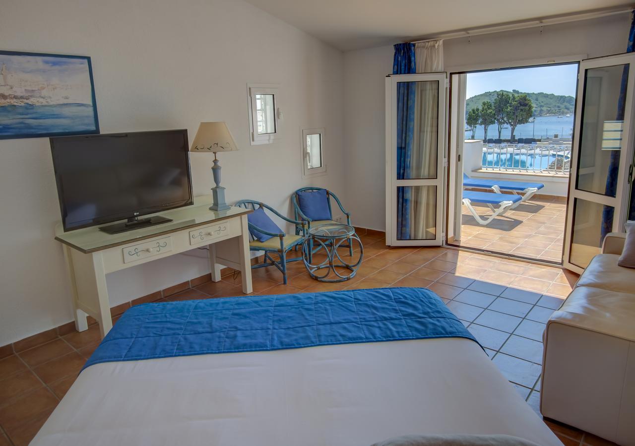 Hotel Calina Cadaques Bagian luar foto